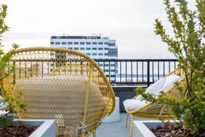 featured image of 2701 Rockefeller Ave