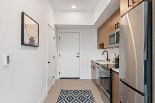 2701 Rockefeller Ave - Photo 1 of 1