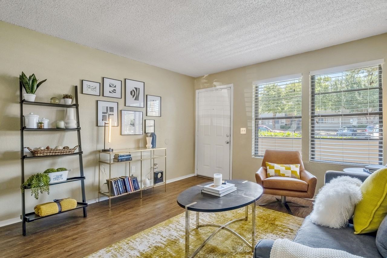 Retreat at River Bend - Photo 3 of 32