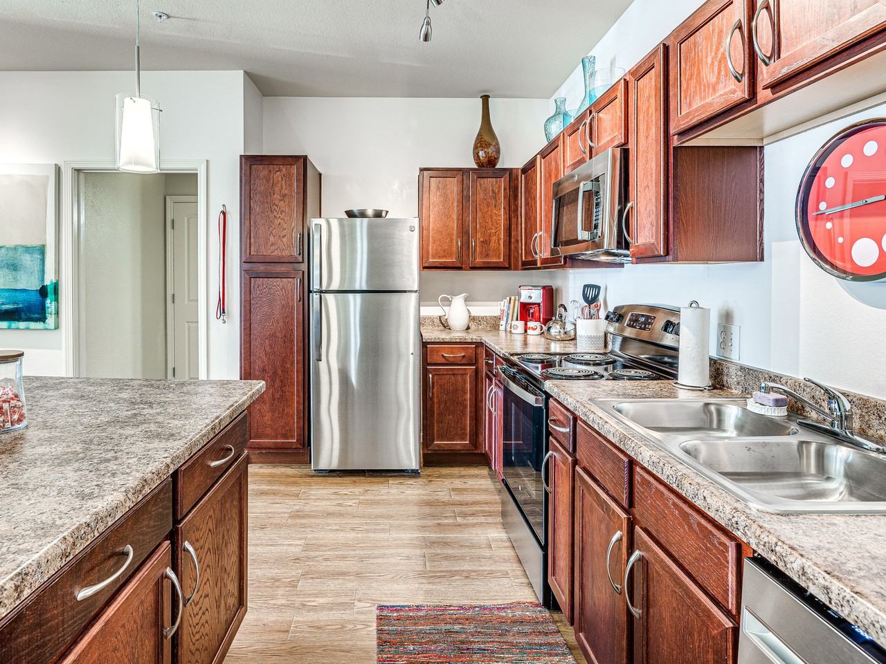 The Parc at East Fifty First - Photo 6 of 40