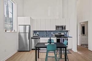 featured image of 3905 Bank St