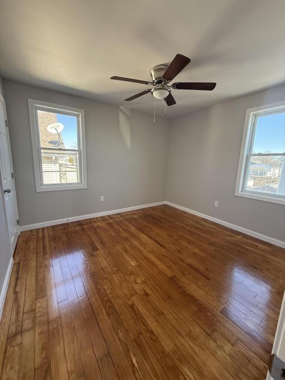225 Davis St - Photo 6 of 8