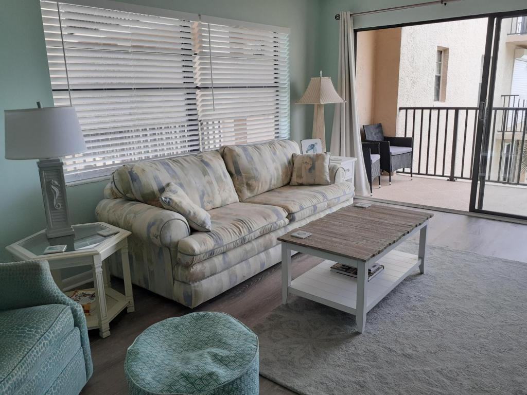 201 International Dr #643 - Photo 5 of 16