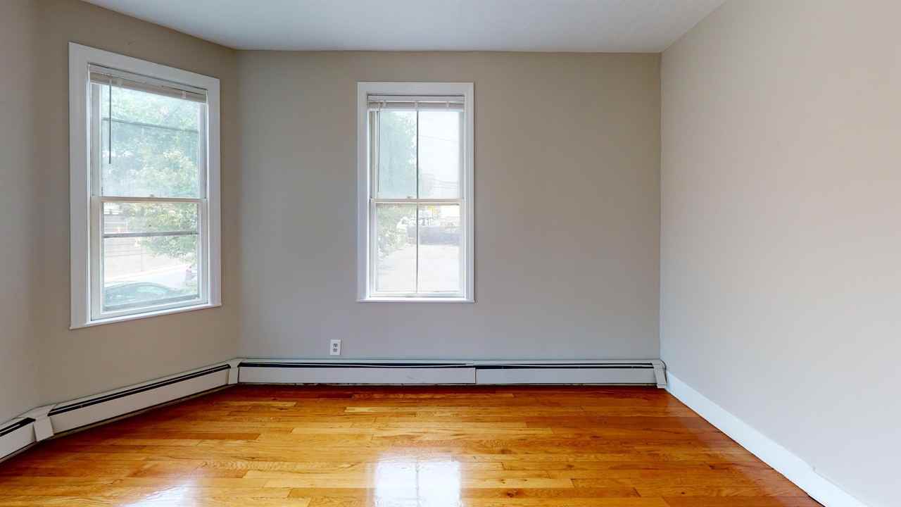 18 Kelley Ct #20 - Photo 3 of 6