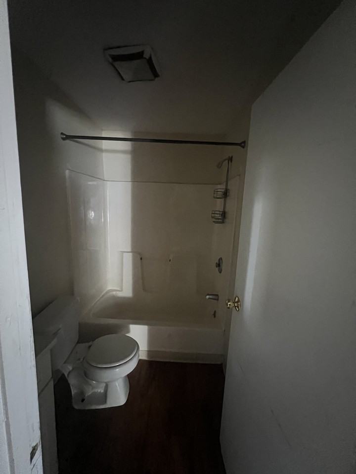 409 Forest Ave #14714207 - Photo 2 of 14