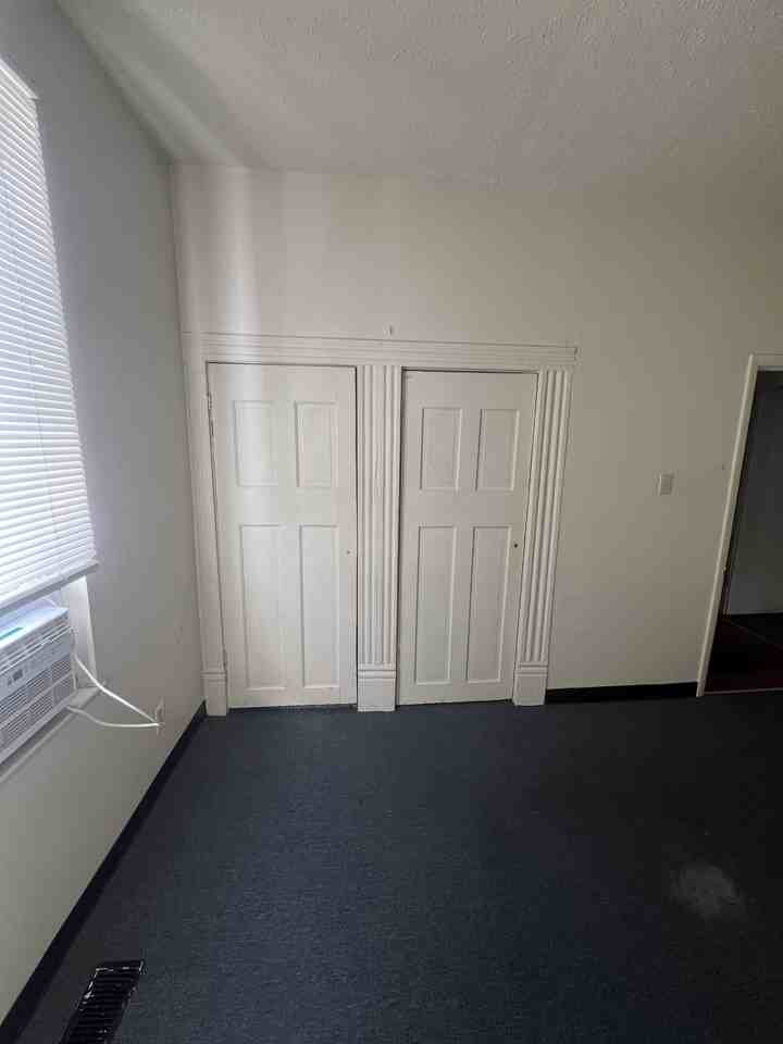 409 Forest Ave #14714207 - Photo 2 of 14