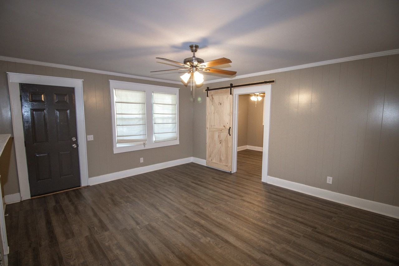 113 Isabelle St - Photo 2 of 12