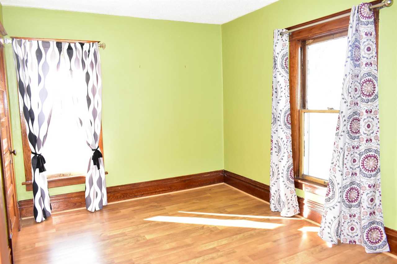 1524 5th Ave S - Photo 7 of 31