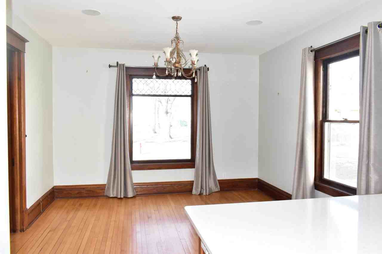 1524 5th Ave S - Photo 4 of 31