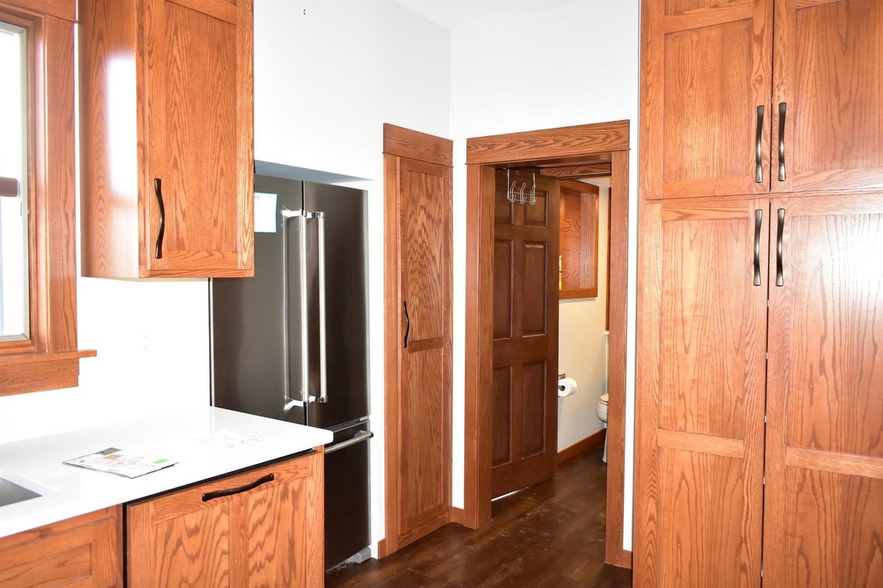 1524 5th Ave S - Photo 2 of 31