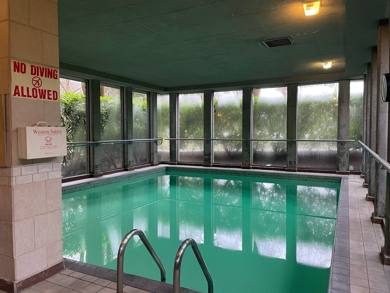 Comox - Photo 2 of 9