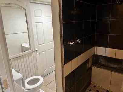 908 E Bougainvillea Ave - Photo 3 of 12