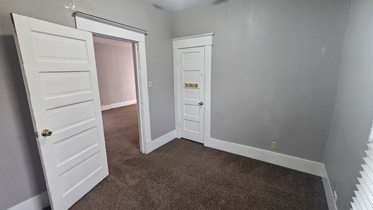 1204 Cleveland Street - Photo 3 of 8