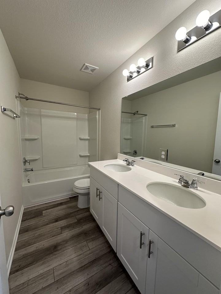 62 Pacific Loon St - Photo 2 of 12