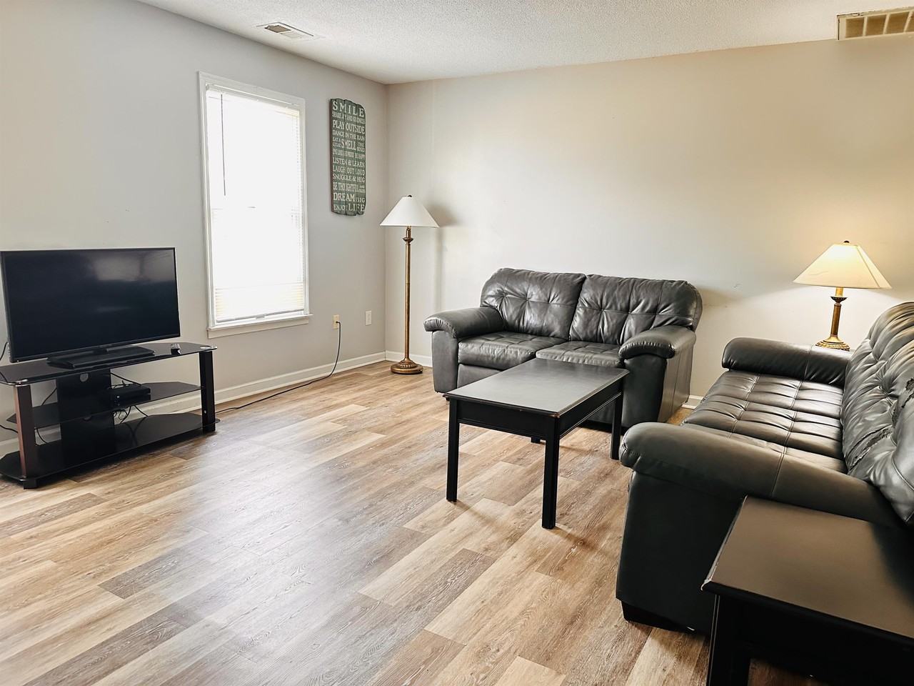 548 Brookfield Dr #514D - Photo 3 of 13