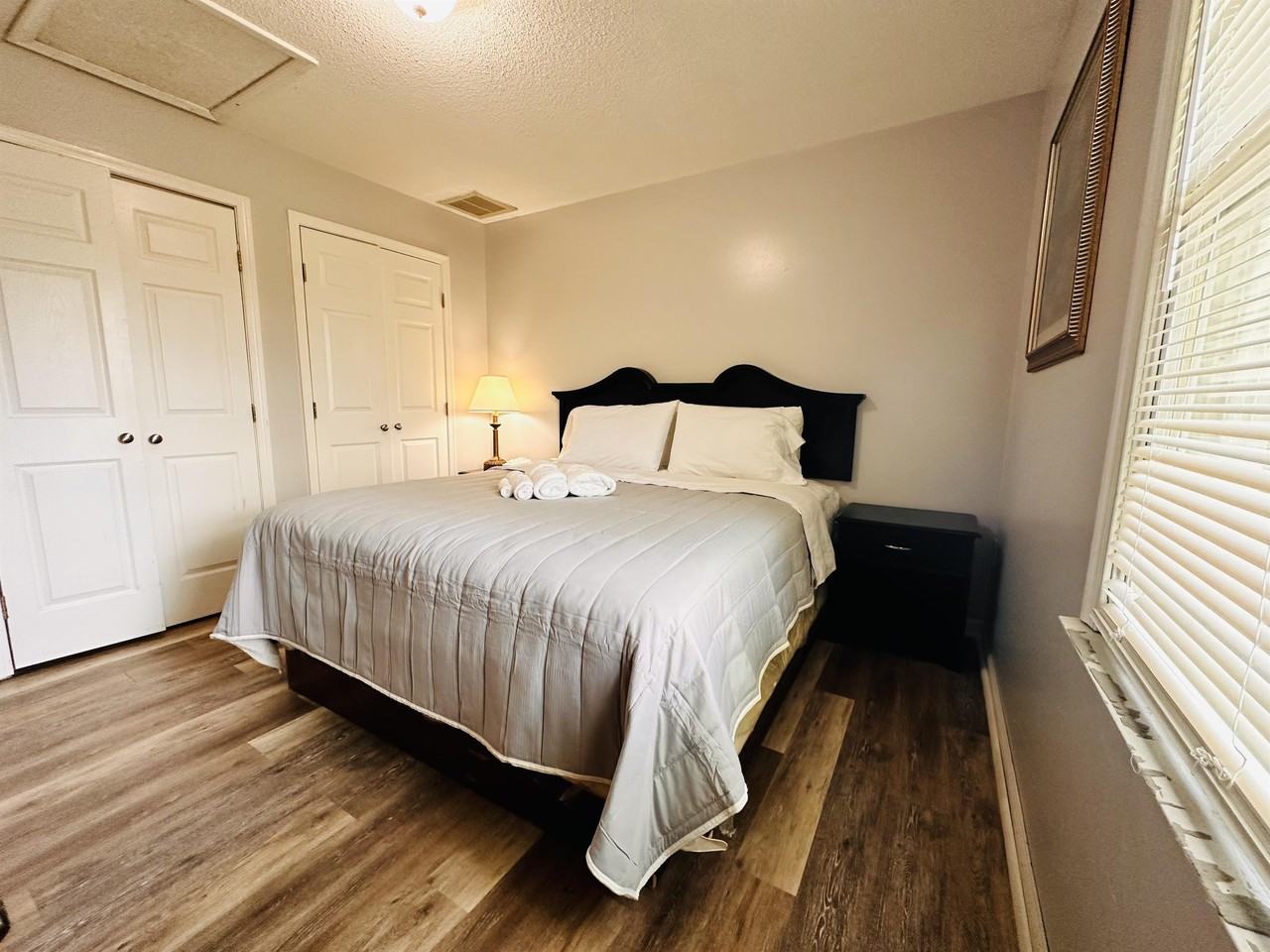548 Brookfield Dr #514D - Photo 2 of 13