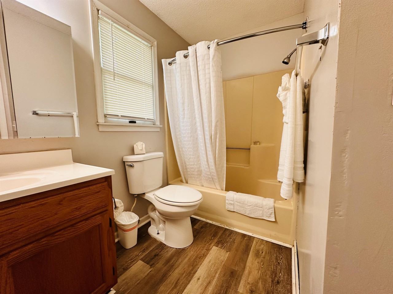 548 Brookfield Dr #514D - Photo 4 of 13