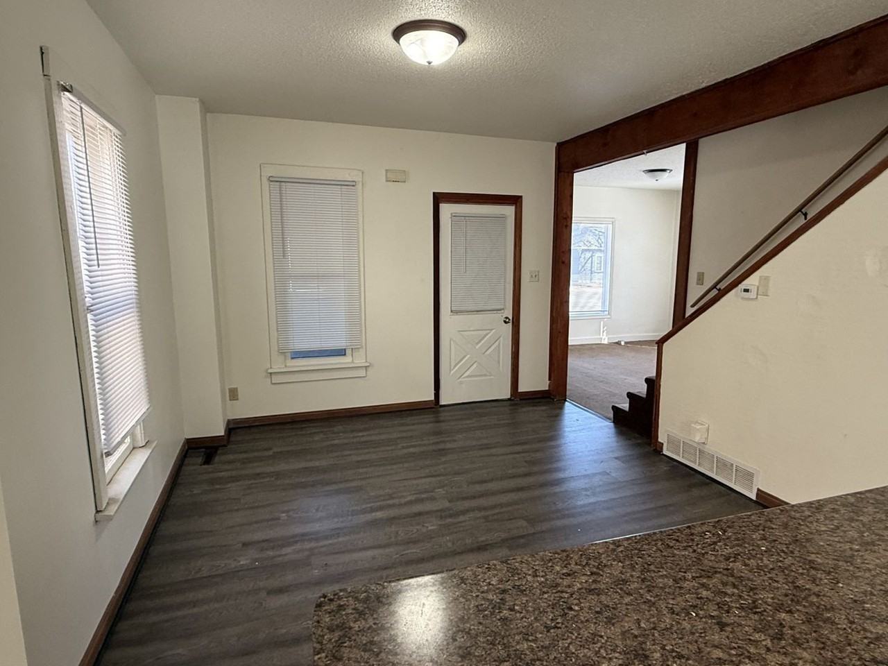 213 4th St Ne - Photo 4 of 14
