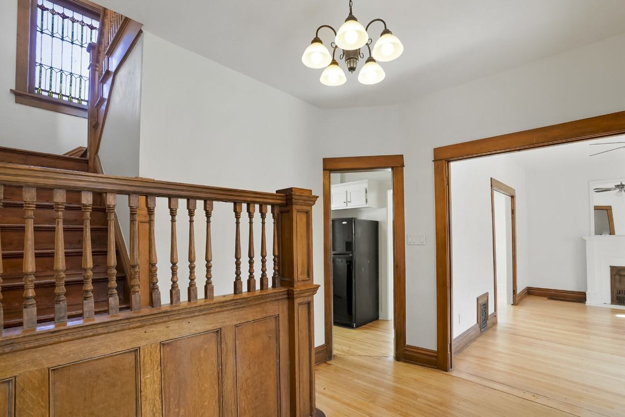 2915 E 14th Ave - Photo 4 of 25
