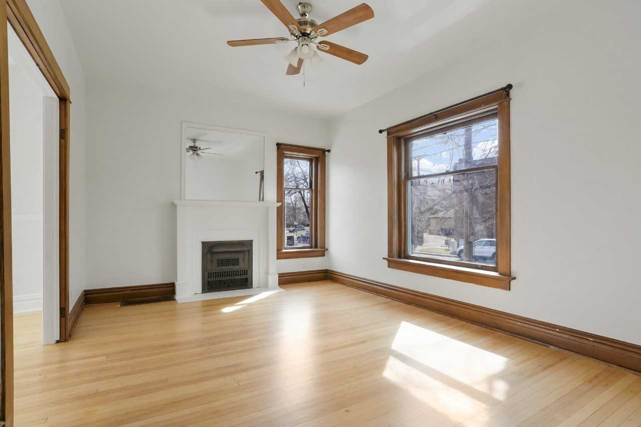 2915 E 14th Ave - Photo 5 of 25