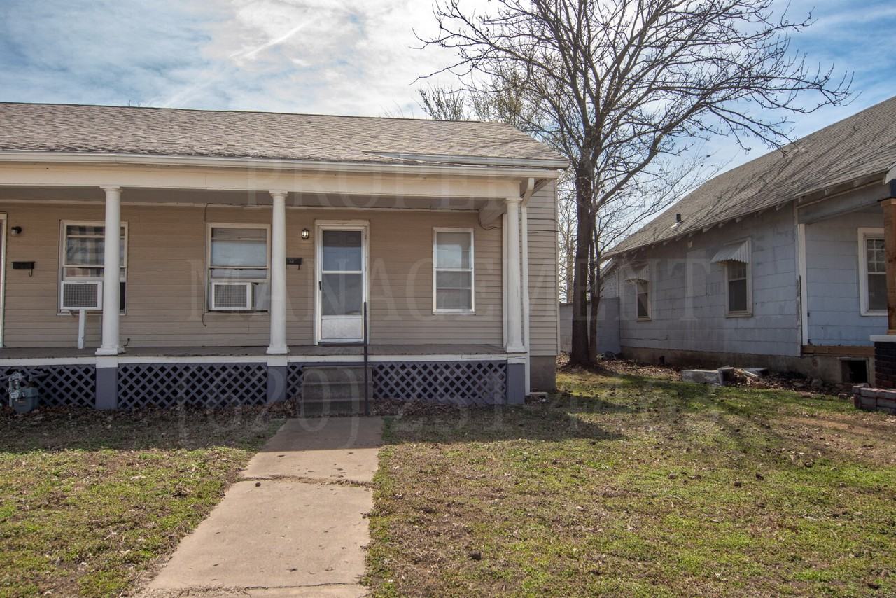 1413 W 5th St #B - Photo 7 of 16