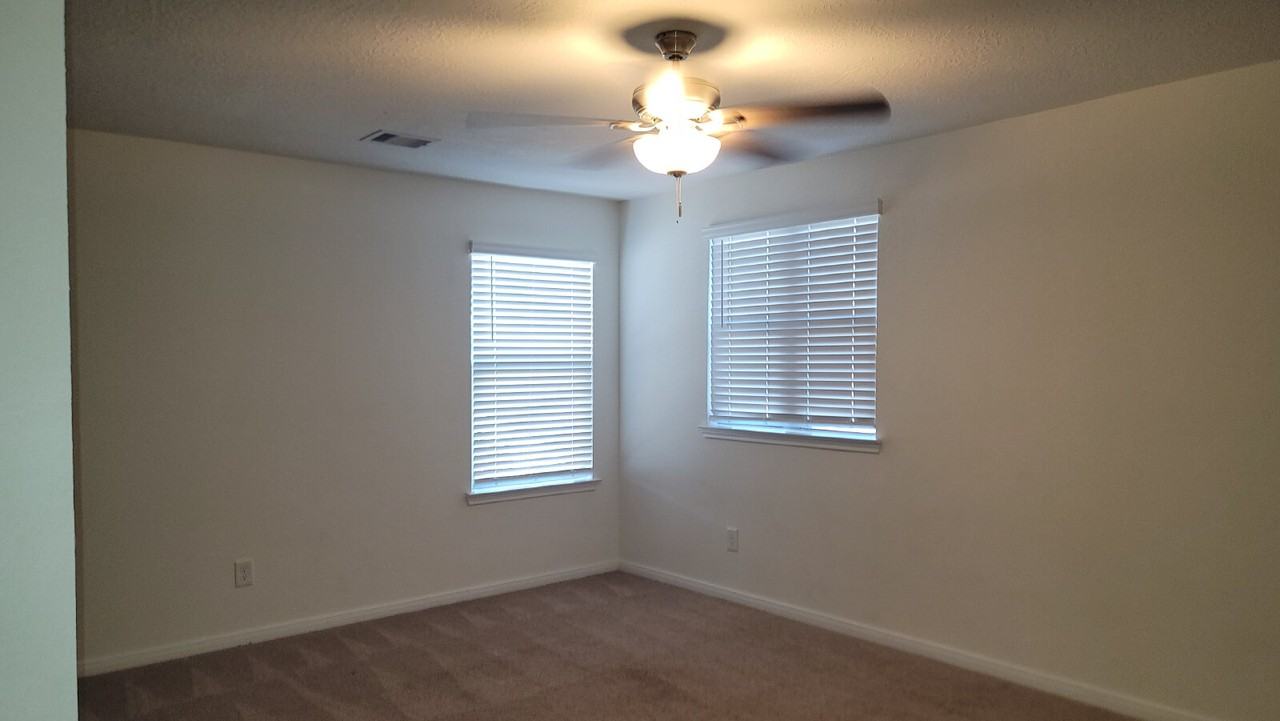 4811 Ranleagh Ct - Photo 2 of 25