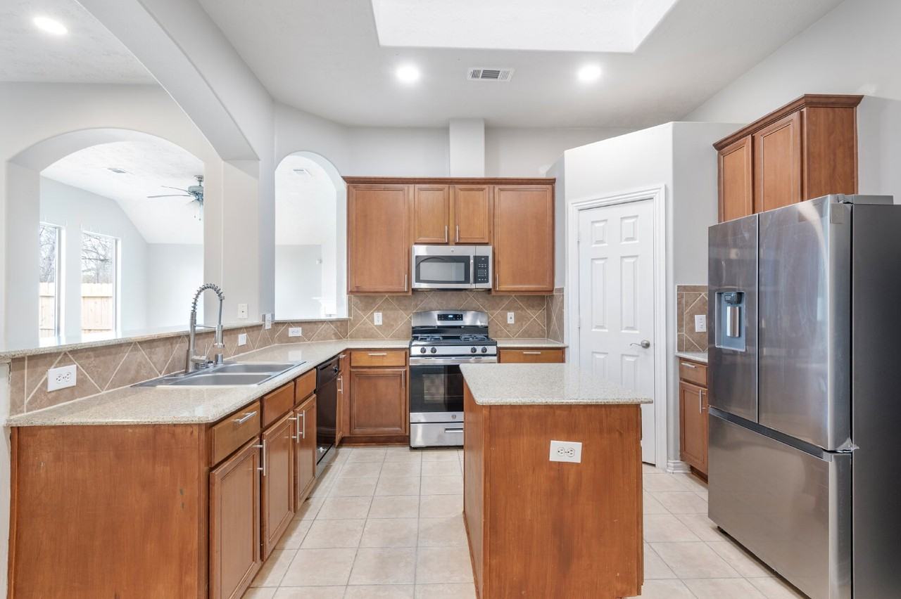 3107 Double Jack Ct - Photo 2 of 25