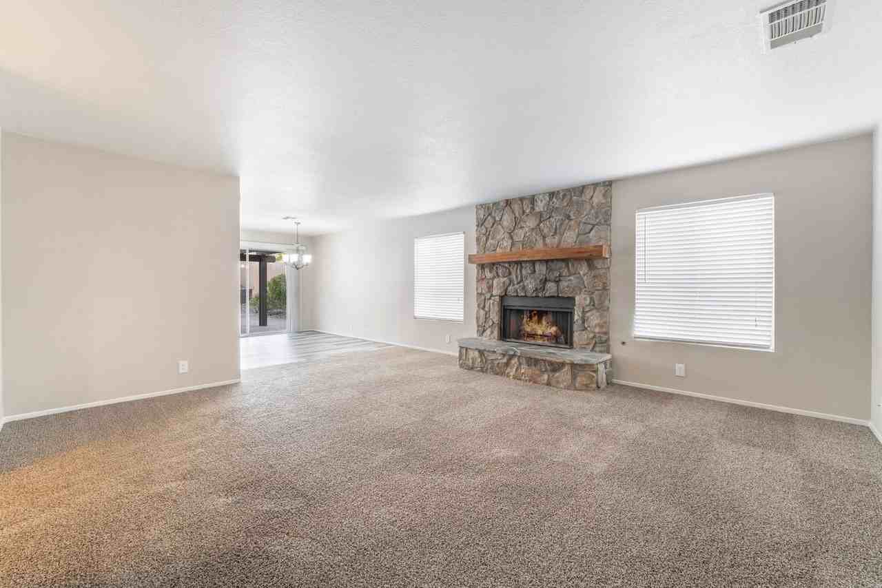 9924 Barrier Reef Drive - Photo 5 of 26