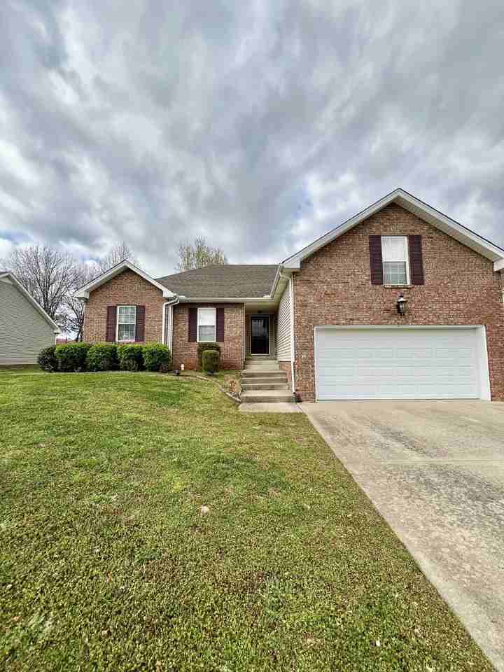 3427 Poplar Hl - Photo 2 of 50