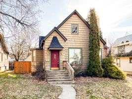 featured image of 116 N Polk St