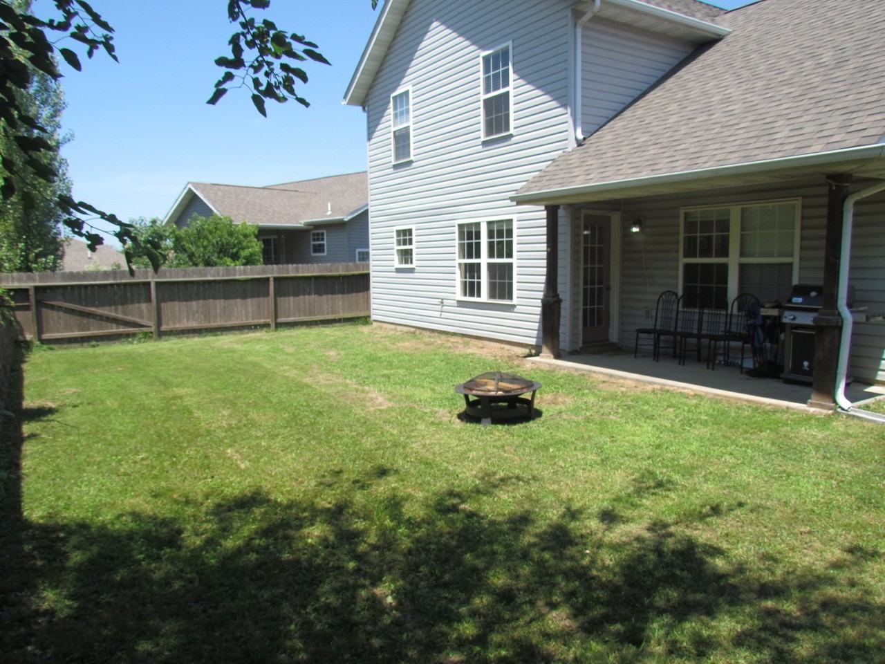 16046 Heavens Gate Ln - Photo 7 of 15