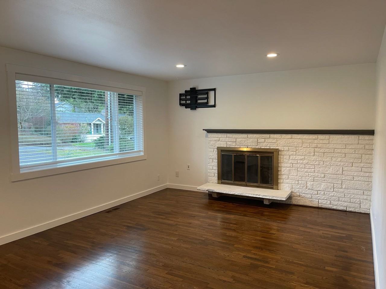 4538 151st Avenue Southeast - Photo 2 of 19