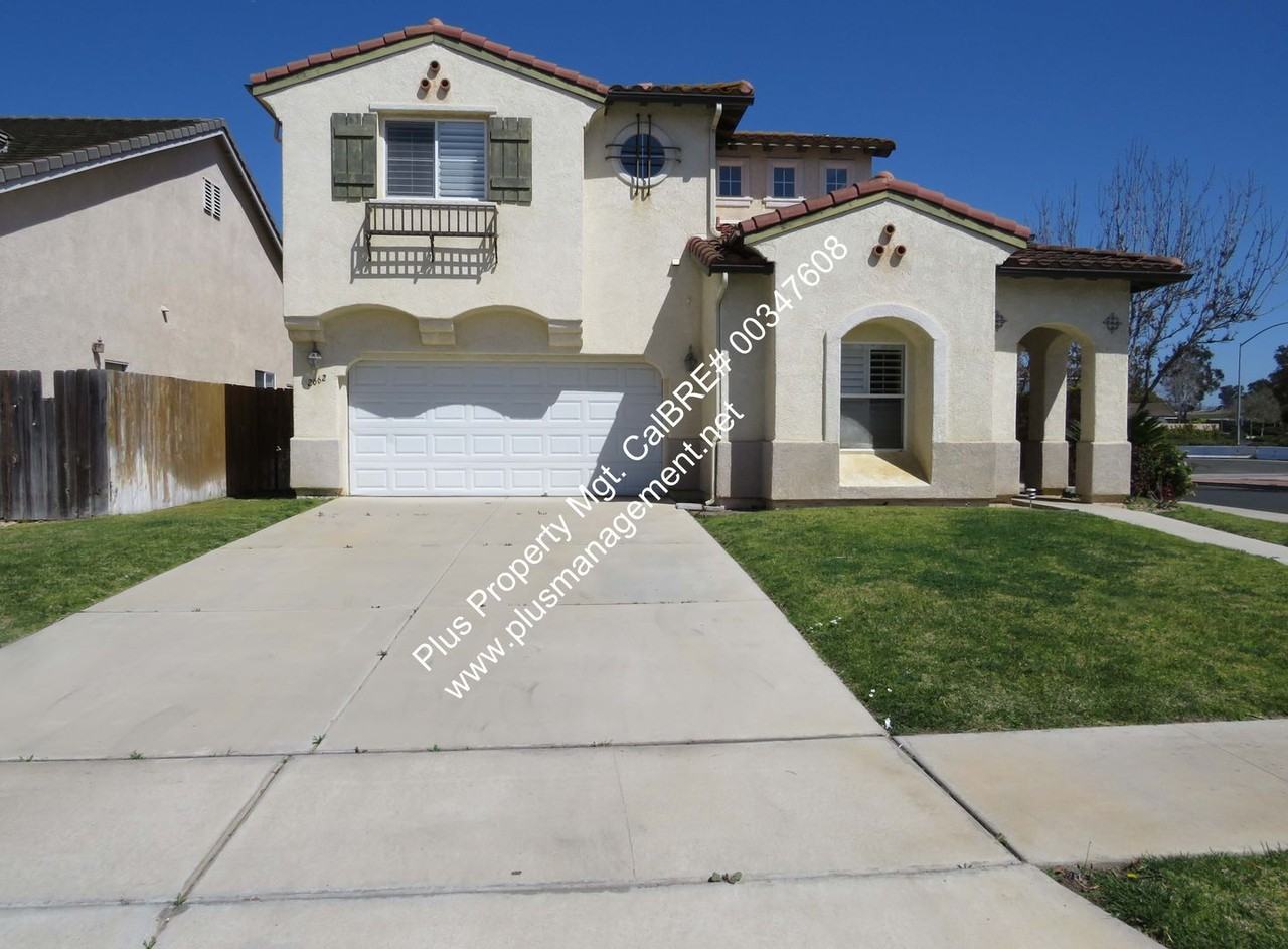 2662 Niverth Pl - Photo 2 of 50