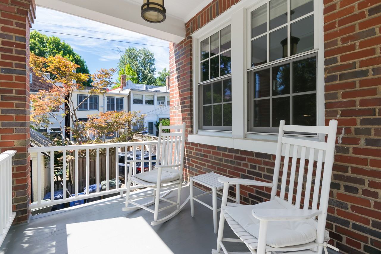 2208 38th St Nw - Photo 2 of 26