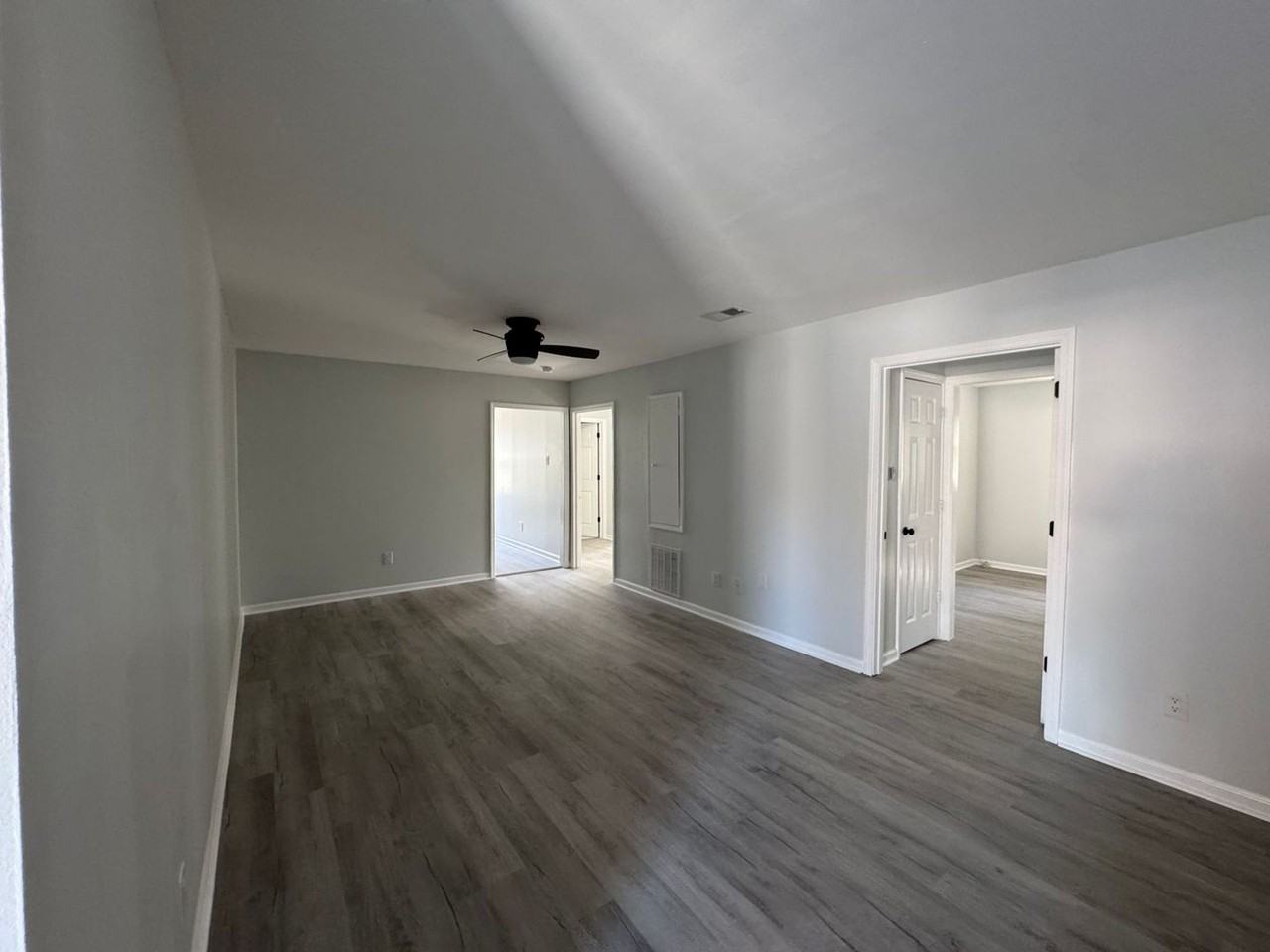 536 Stockton St - Photo 2 of 12