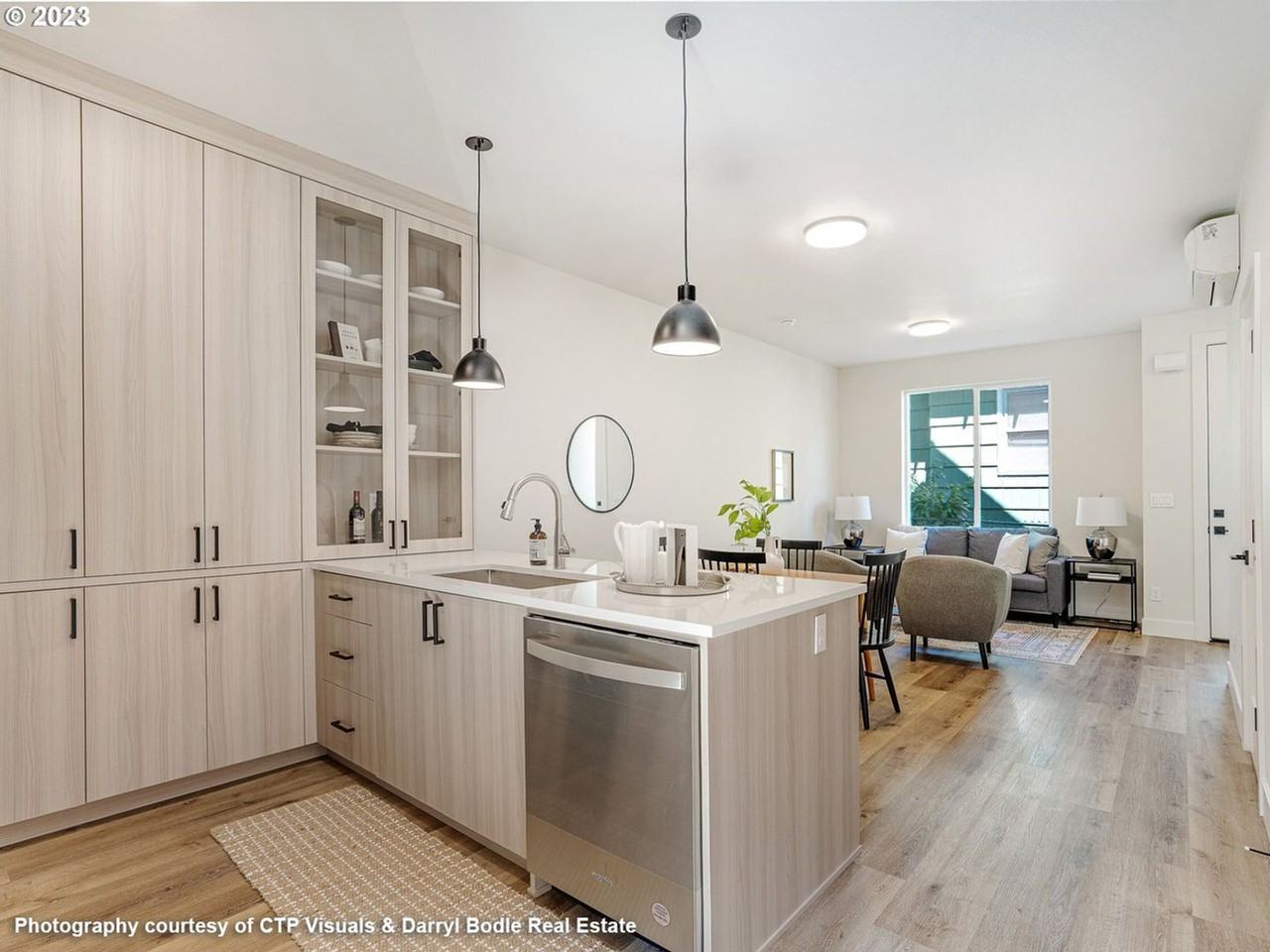 6107 Se 55th Ave #2 - Photo 7 of 16