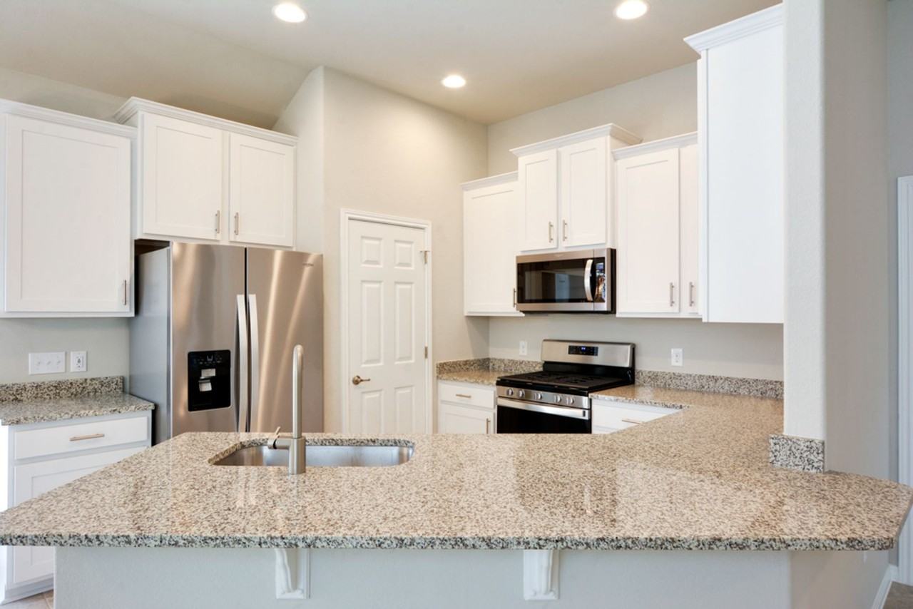 121 Thelonious Dr - Photo 5 of 23