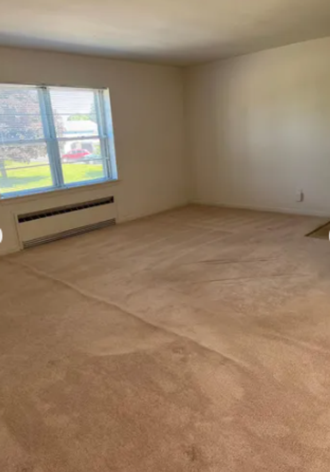 3309 State St - Photo 4 of 6