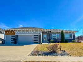 featured image of 310 Ne Bobcat Dr