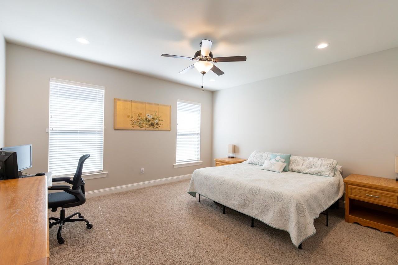 391 Coppice Pl - Photo 6 of 13