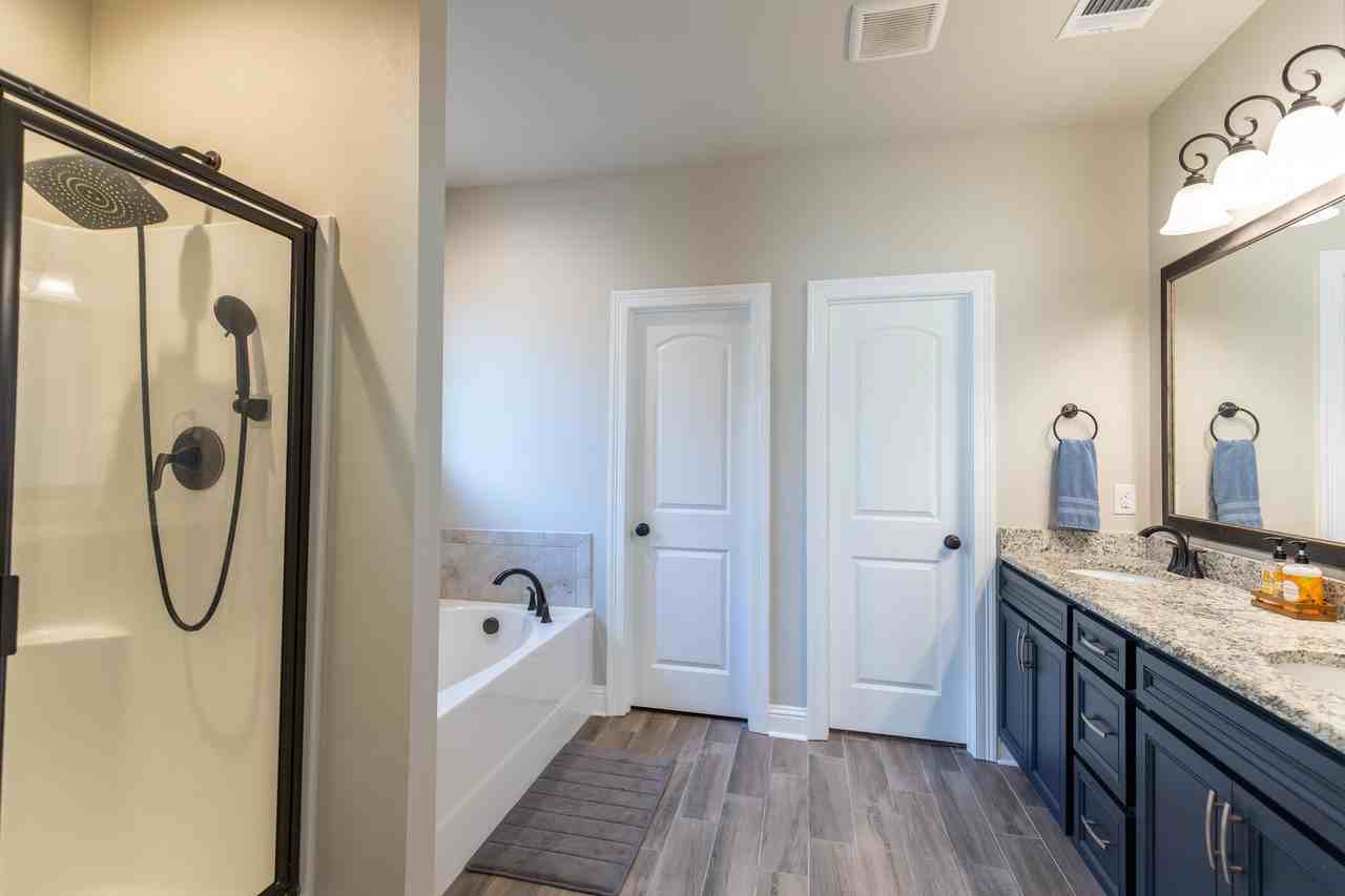 391 Coppice Pl - Photo 7 of 13