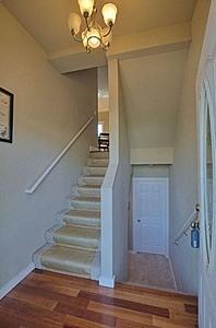 2001 Ne 9th Ct #7 - Photo 3 of 15