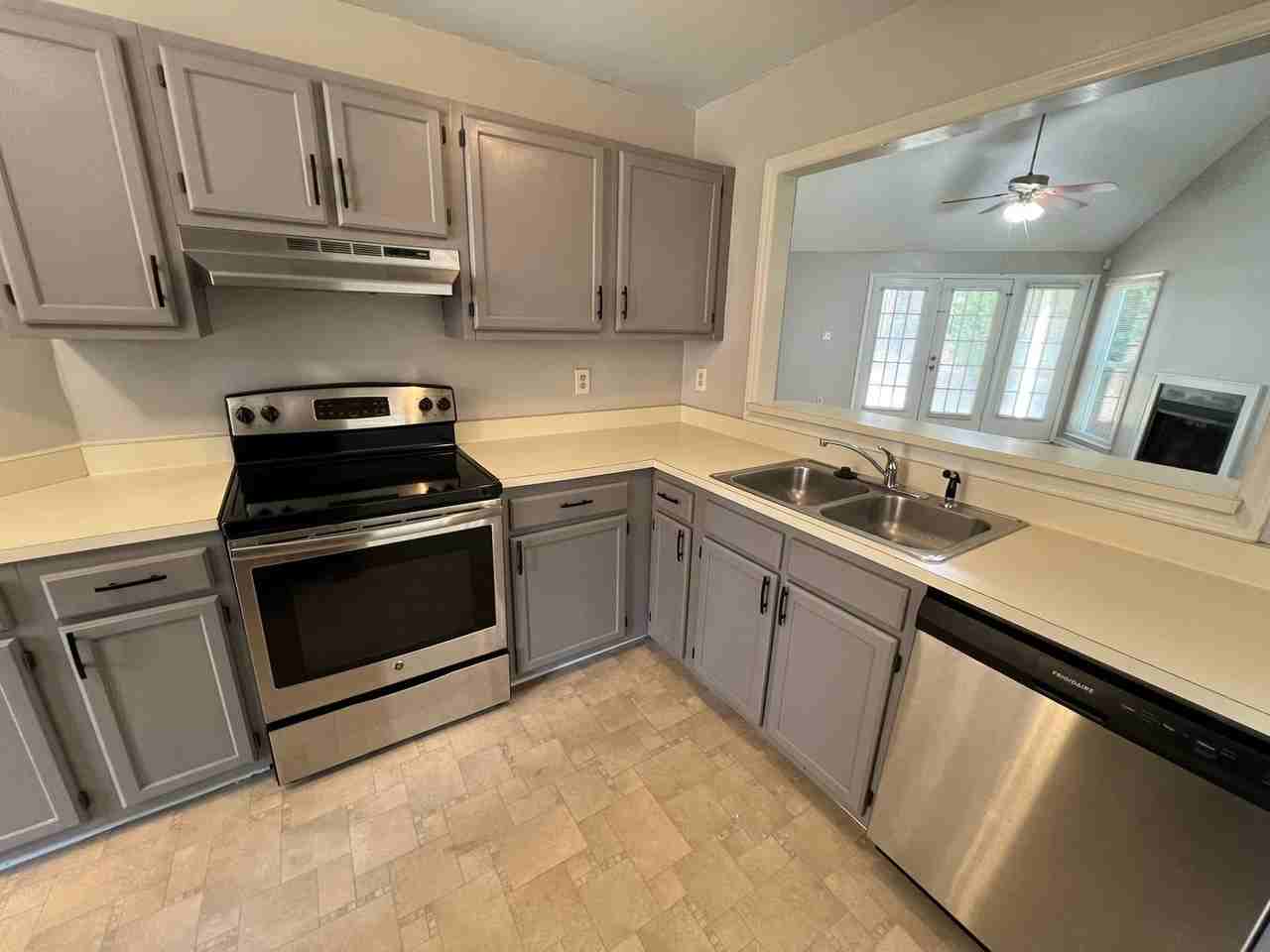 5606 Bimini Pl - Photo 3 of 14
