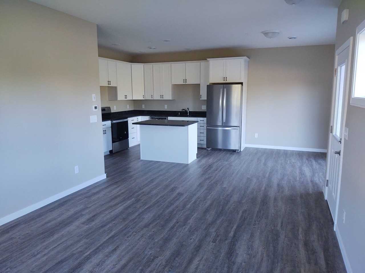 5793 Summit Pointe Rd - Photo 3 of 17