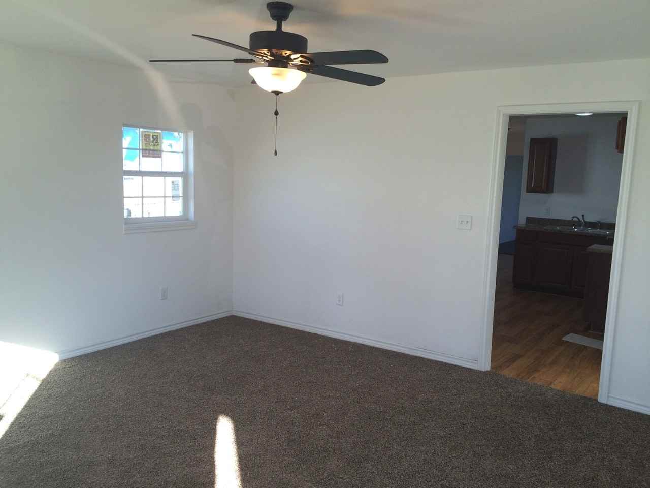 910 Lane Ave - Photo 2 of 13