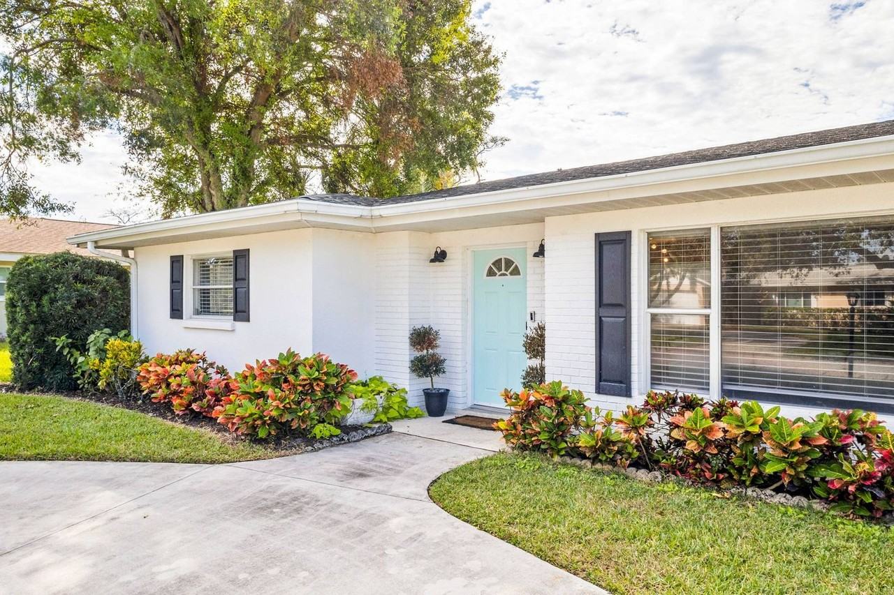 3130 Key Way - Photo 2 of 32