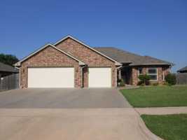 featured image of 2212 Sw 53rd St