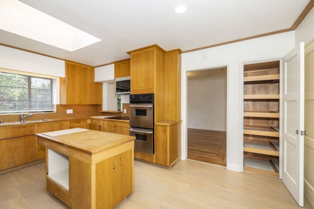 1356 Pitman Ave - Photo 6 of 19