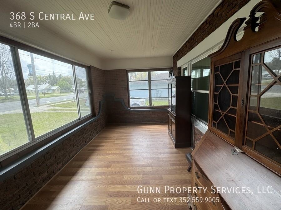368 S Central Ave - Photo 2 of 28