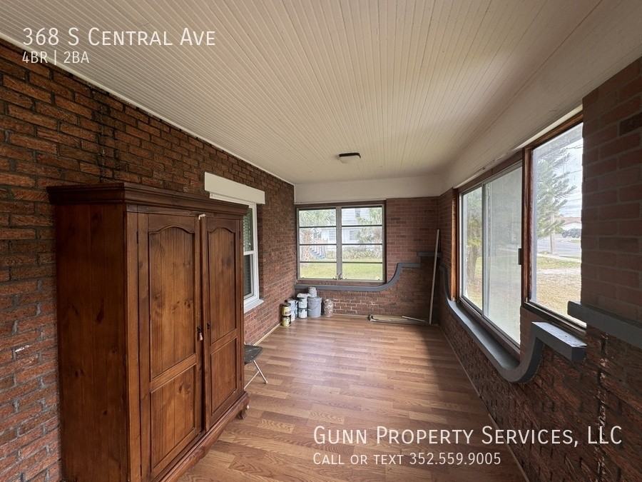 368 S Central Ave - Photo 3 of 28